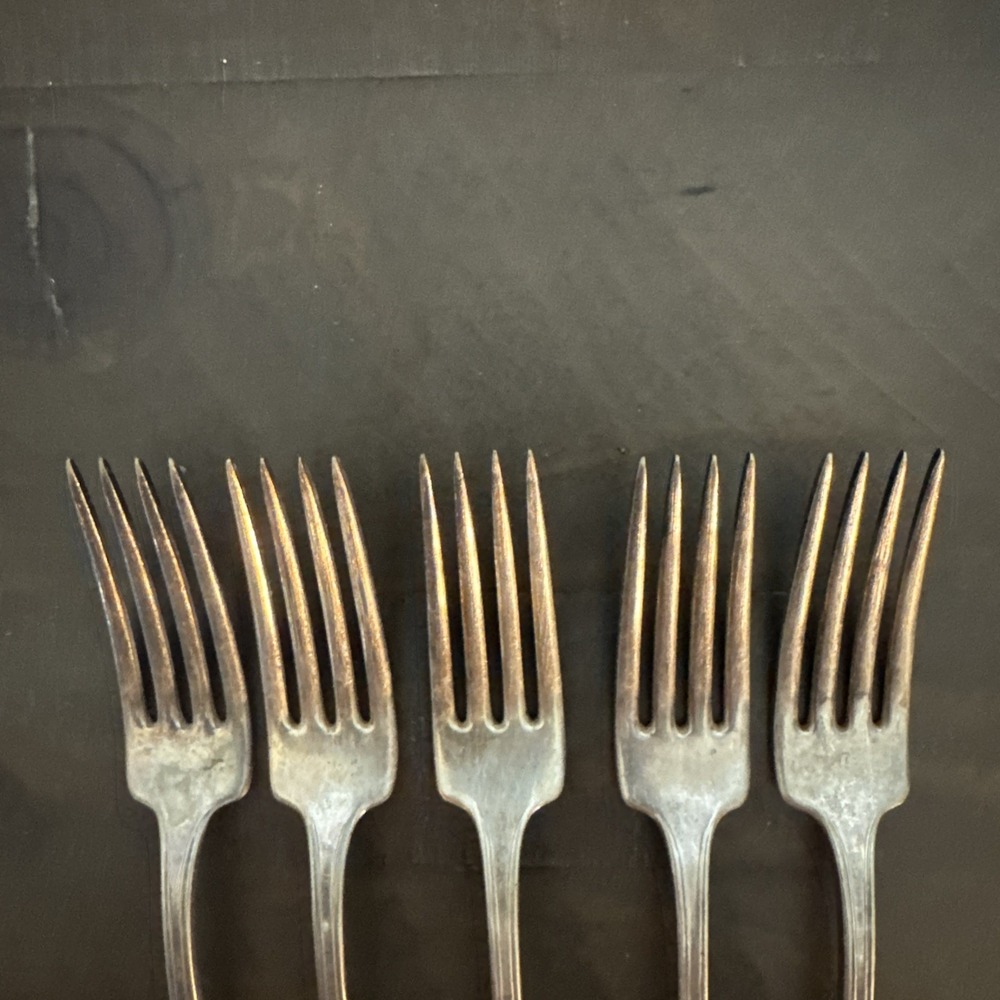 International Silver Silverplate BILTMORE Dinner Forks Set. Of 5 - Picture 4 of 8